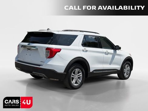 Used 2021 Ford Explorer XLT w/ Equipment Group 202A AWD/4WD image 7
