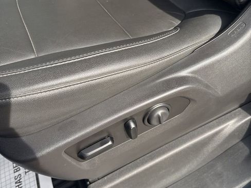 Used 2021 Chevrolet Silverado 1500 LT Trail Boss w/ Convenience Package II image 10