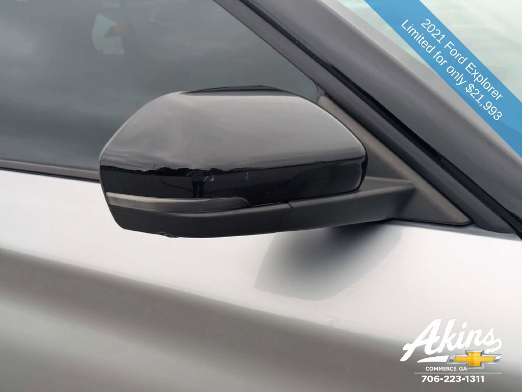Used 2021 Ford Explorer Limited w/ Equipment Group 301A RWD image 12