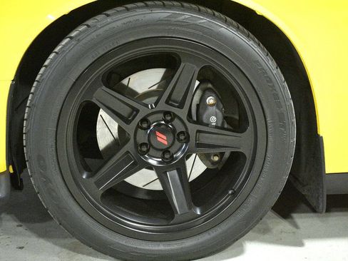 Used 2018 Dodge Challenger R/T Scat Pack image 9