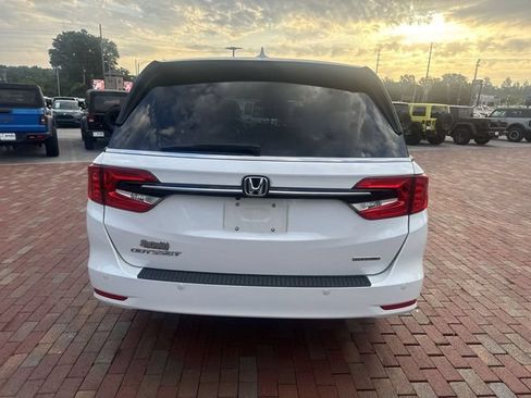 Used 2024 Honda Odyssey Touring image 13