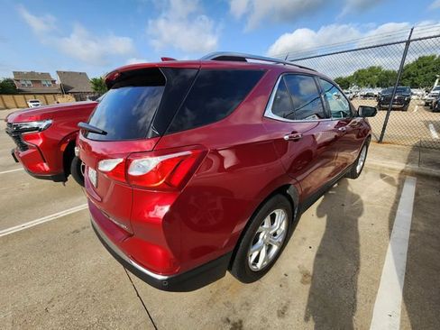Used 2019 Chevrolet Equinox Premier FWD image 3