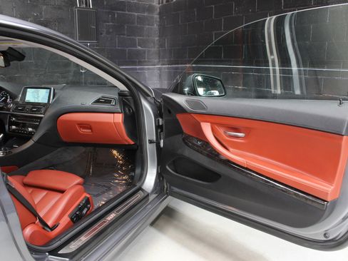 Used 2012 BMW 650i Coupe image 26