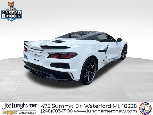 Used 2024 Chevrolet Corvette Z06 image 3