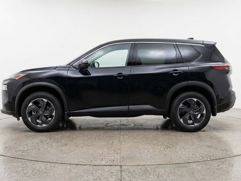 Used 2025 Nissan Rogue SV AWD/4WD image 5