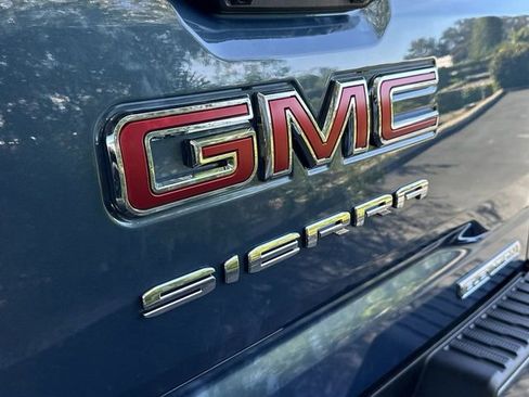 New 2026 GMC Sierra 1500 Elevation w/ Elevation Premium Package AWD/4WD image 32