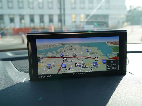 Used 2018 Audi Q7 3.0T Premium Plus image 11