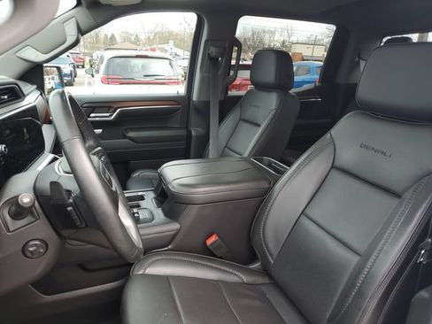 Certified 2024 GMC Sierra 1500 Denali w/ Denali Reserve Package AWD/4WD image 5