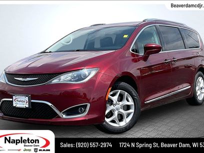 Used 2019 Chrysler Pacifica Touring-L w/ Tire & Wheel Group