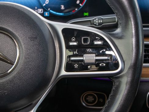 Used 2021 Mercedes-Benz GLE 350 GLE 350 w/ 3rd Row Seat Package image 34