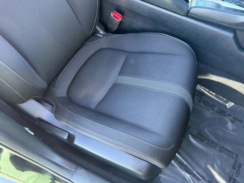 Used 2019 Honda Civic LX image 31