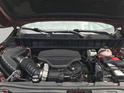 Used 2018 GMC Acadia SLT FWD image 23