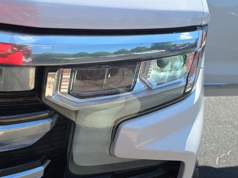 Used 2023 Chevrolet Silverado 1500 High Country w/ Z71 Off-Road Package AWD/4WD image 31
