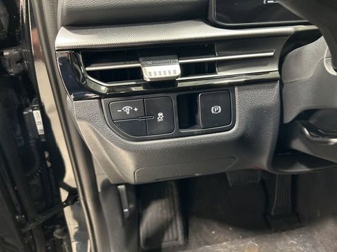 New 2026 Kia Sportage LX image 11