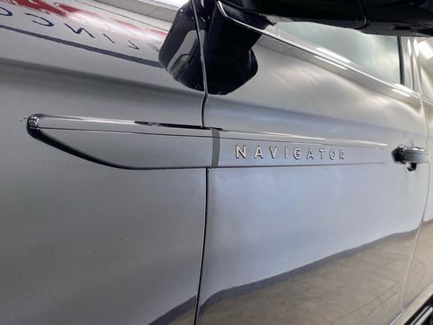 New 2026 Lincoln Navigator L Black Label image 19