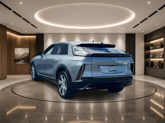 Used 2024 Cadillac Lyriq Tech w/ Driver Assist Package AWD/4WD image 7