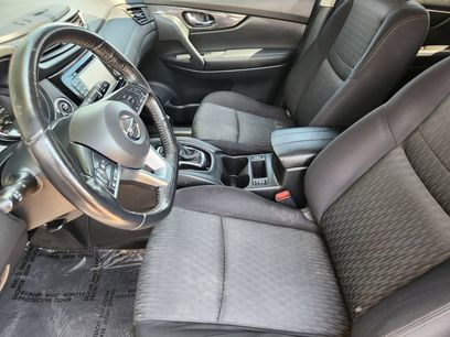 Used 2017 Nissan Rogue SV w/ SV Premium Package