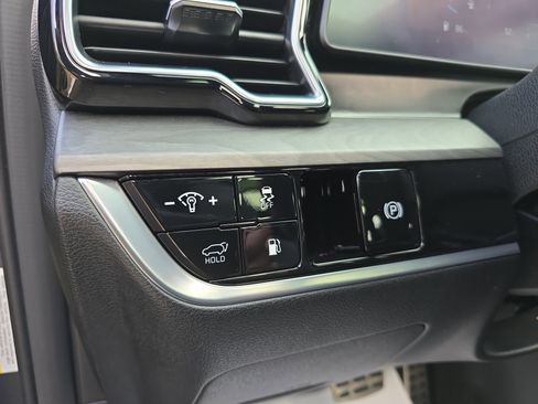 Used 2025 Kia Sportage X-Line Prestige image 19
