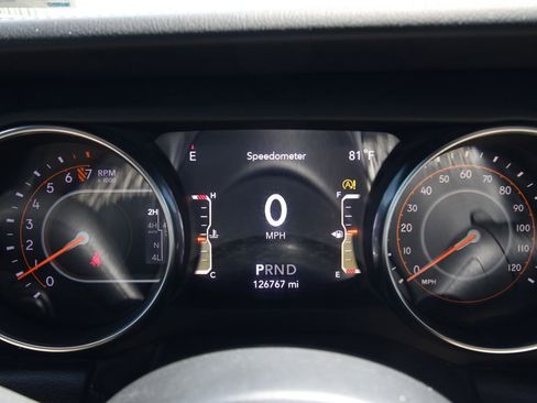 Used 2017 Chevrolet Malibu LT w/ Leather Package FWD image 38