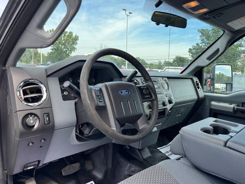Used 2015 Ford F350 XLT AWD/4WD image 14