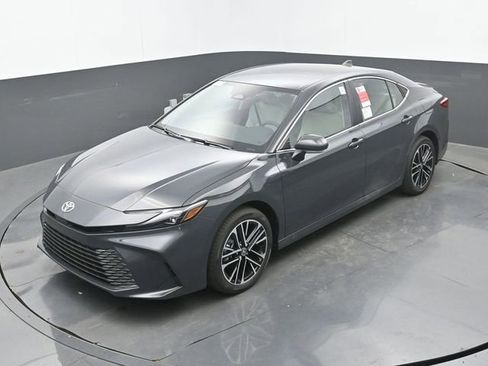 New 2026 Toyota Camry XLE AWD/4WD image 30