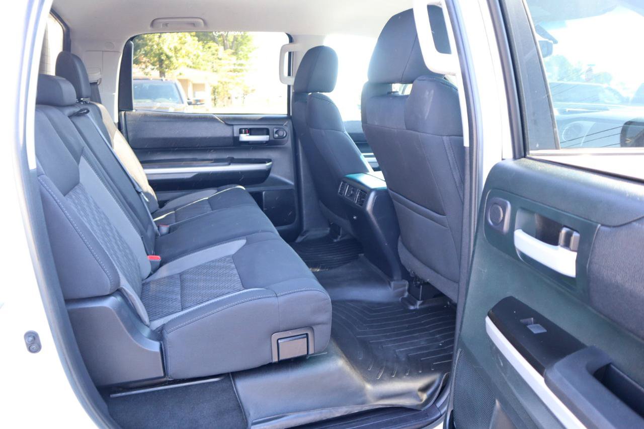 Used 2017 Toyota Tundra SR5 w/ SR5 Upgrade Package AWD/4WD image 14