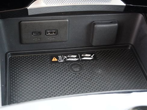 Used 2025 Buick Envision Preferred image 15