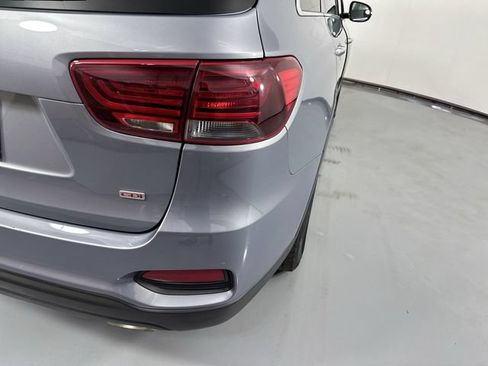 Used 2020 Kia Sorento LX AWD/4WD image 30