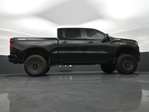 Used 2019 Chevrolet Silverado 1500 LT Trail Boss AWD/4WD image 28