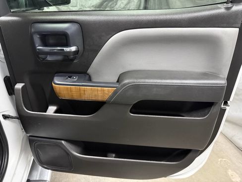 Used 2014 GMC Sierra 1500 SLT w/ SLT Crew Cab Value Package image 14