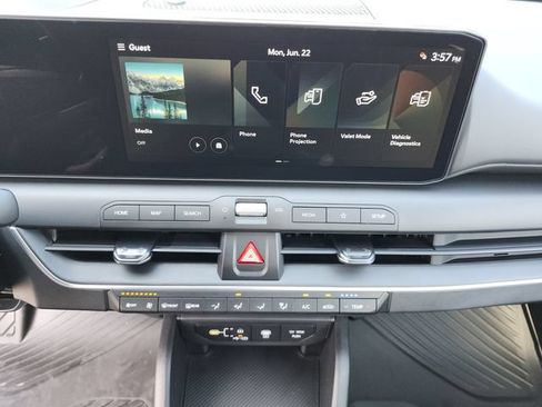 New 2026 Kia K4 FWD image 25