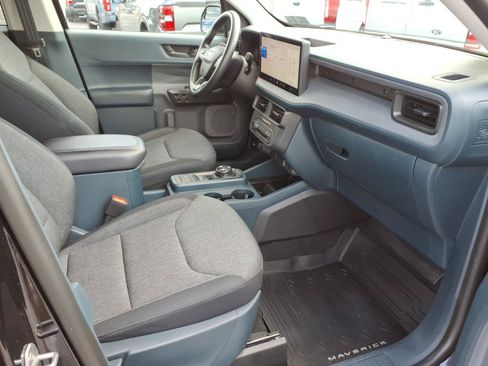 Certified 2025 Ford Maverick XLT w/ Black Appearance Package AWD/4WD image 27