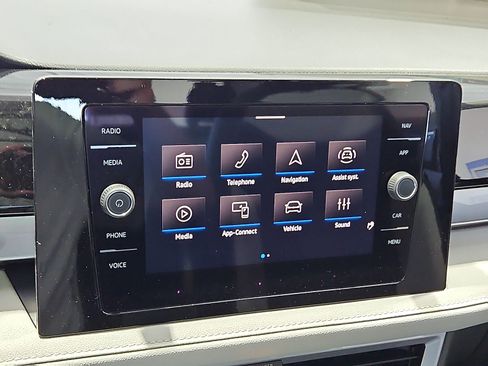 New 2026 Volkswagen Taos SEL AWD/4WD image 19