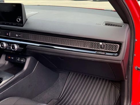 Used 2022 Honda Civic Sport image 18