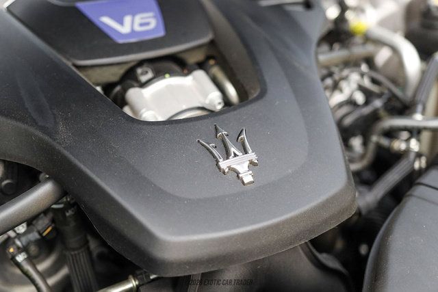 Used 2017 Maserati Ghibli S Q4 AWD/4WD image 18