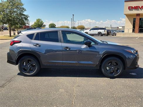 Used 2025 Subaru Crosstrek 2.0i image 5