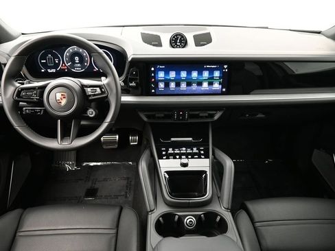 Certified 2026 Porsche Cayenne S AWD/4WD image 6