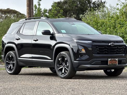 New 2026 Chevrolet Equinox LT image 2