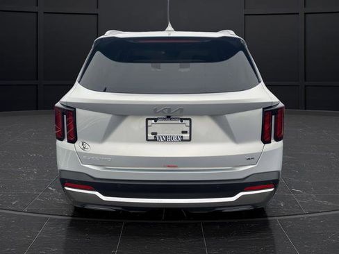 New 2026 Kia Sorento S image 13