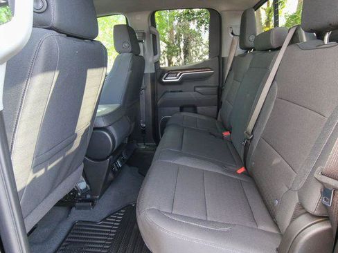 New 2026 GMC Sierra 1500 SLE w/ X31 Off-Road Package AWD/4WD image 28
