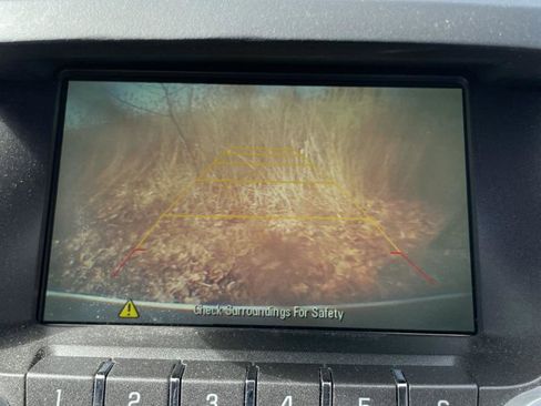 Used 2016 Chevrolet Equinox LT w/ Convenience Package image 18