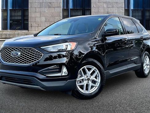 Used 2023 Ford Edge SEL w/ Convenience Package AWD/4WD image 2