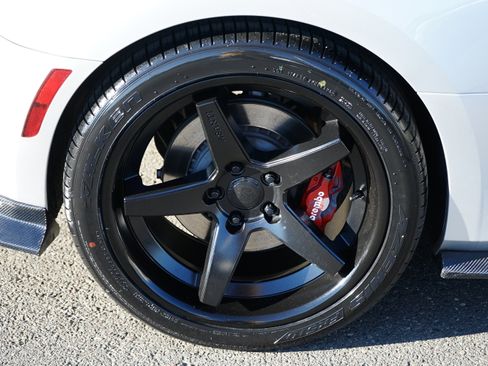 Used 2018 Chevrolet Camaro SS image 15