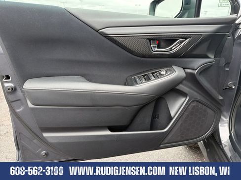 Used 2024 Subaru Outback Premium AWD/4WD image 10