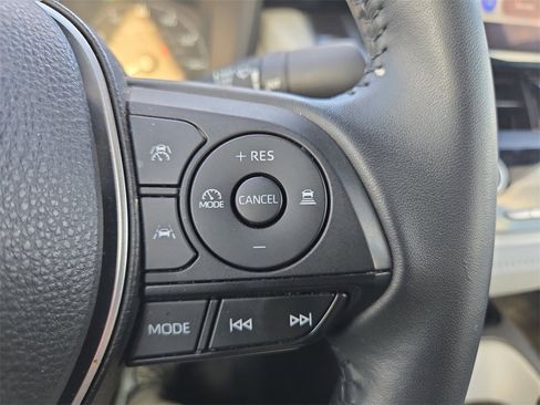 Used 2023 Toyota Corolla SE image 33