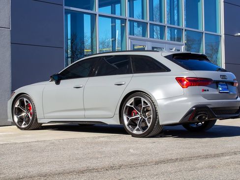 Used 2024 Audi RS 6 performance image 8