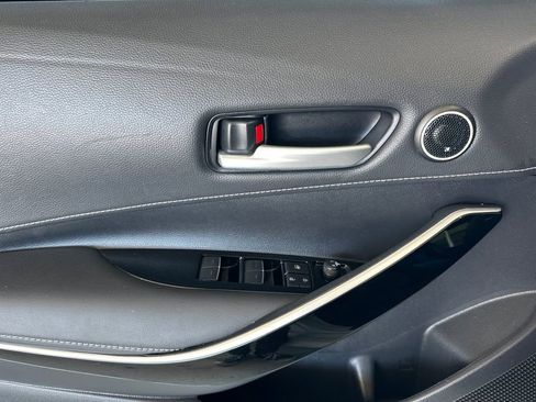 Used 2022 Toyota Corolla XSE image 11