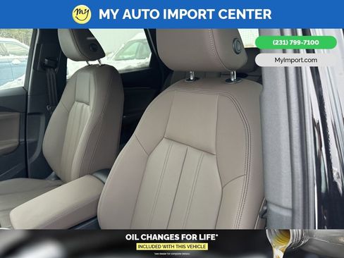 Used 2025 Audi Q5 2.0T Premium w/ Convenience Package image 7