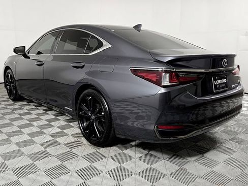 Certified 2022 Lexus ES 300h F Sport image 8