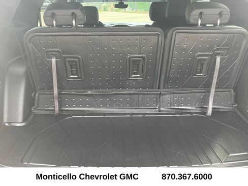 Used 2023 Chevrolet Traverse LT w/ LT Premium Package AWD/4WD image 26